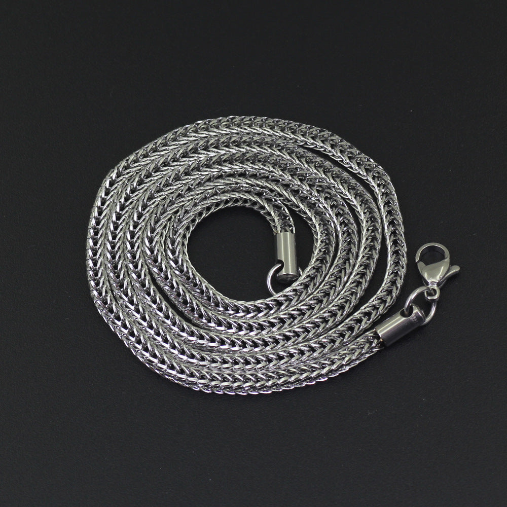LUXGONSNI Signature Chain – Minimal Luxury
