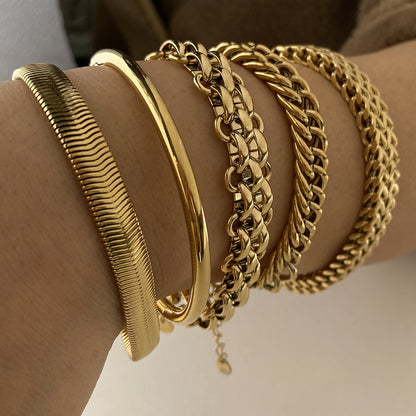 LUXGONSNI Signature Bracelet – Minimal Luxury